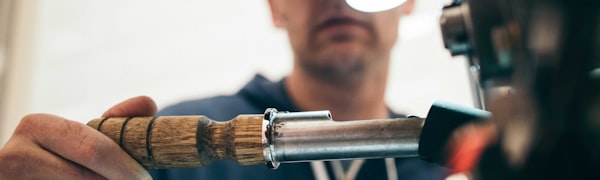 现代科技感门户网站首页展示图，代表站点前沿